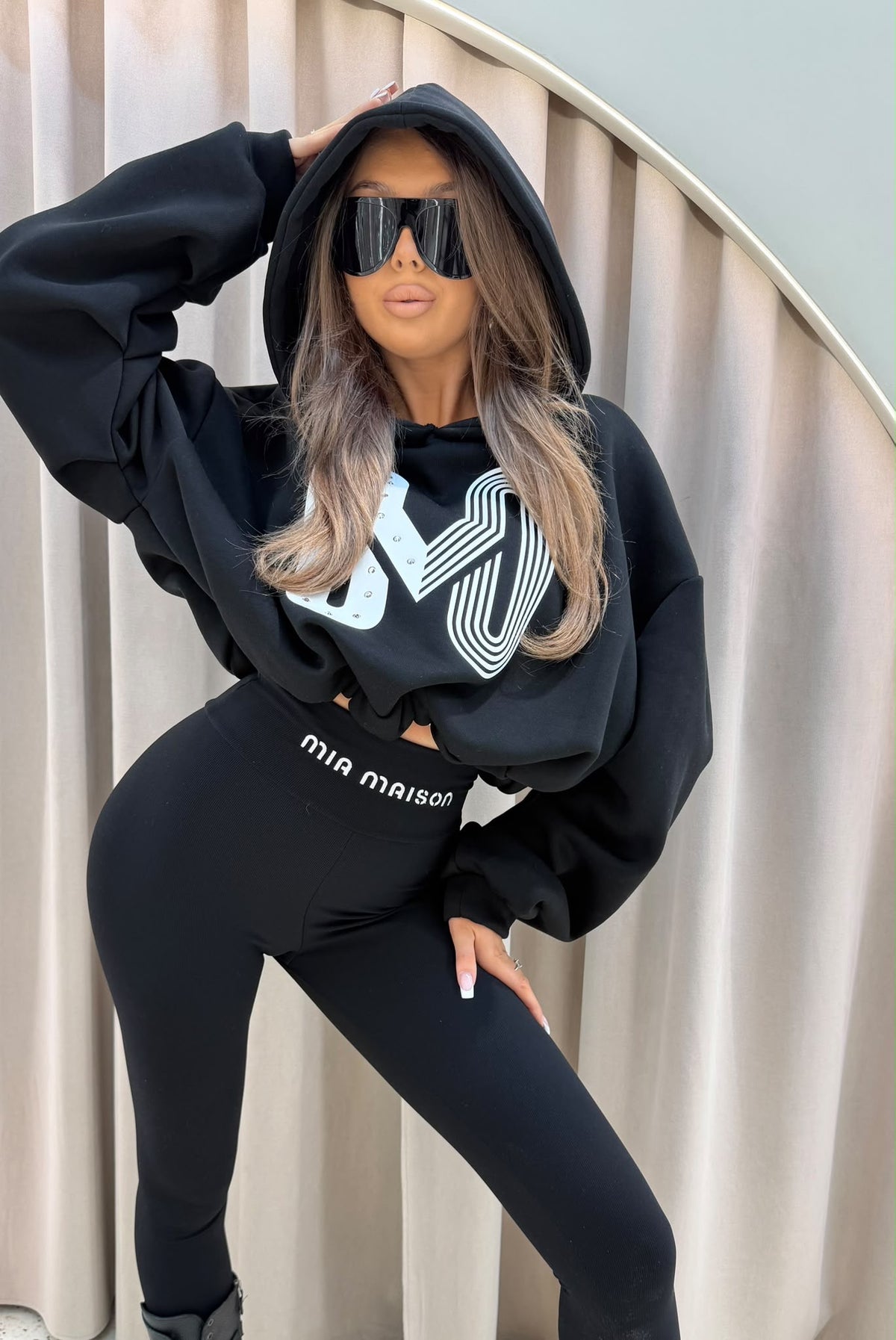 Bluza hoodie SHINE GIRL Mia Maison czarna