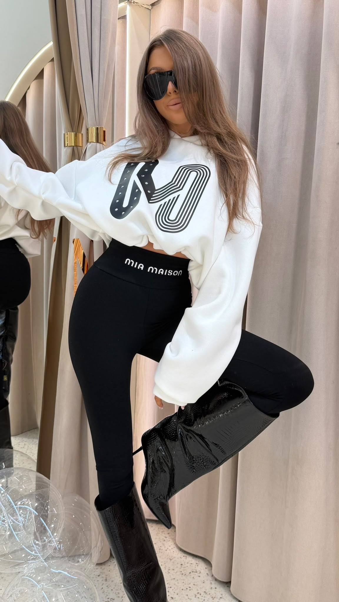 Bluza hoodie SHINE GIRL Mia Maison biała
